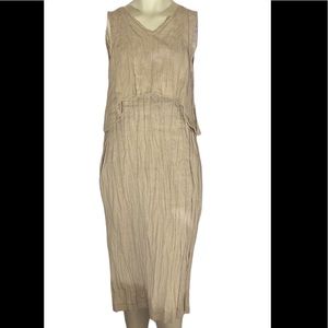 Who doesn’t own a Sarah Pacini Dress? Size 2 = fits size 10